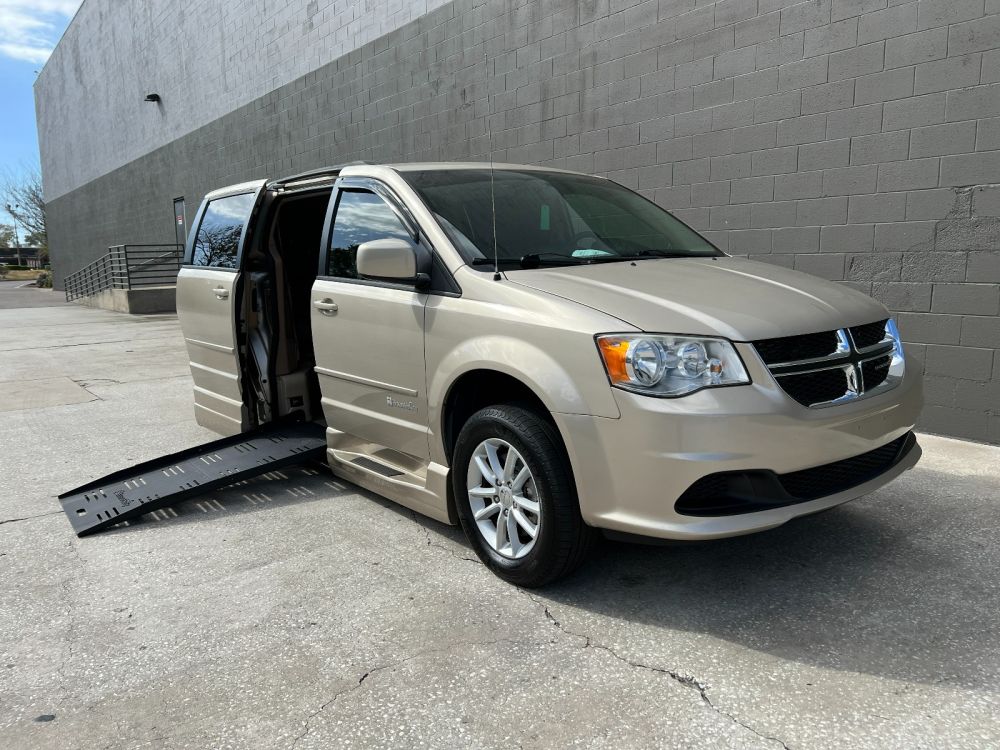 dodge grand caravan 2014 2C7WDGCG5ER476082 image dodge grand caravan 2014 2C7WDGCG5ER476082 image